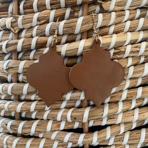 Brown pleather Moroccan shape earrings